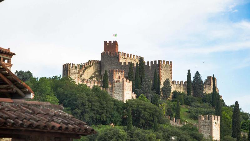 Come with me to stunning Soave